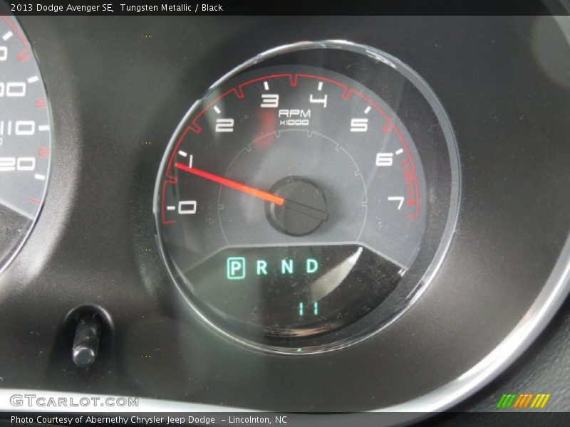 Tungsten Metallic / Black 2013 Dodge Avenger SE