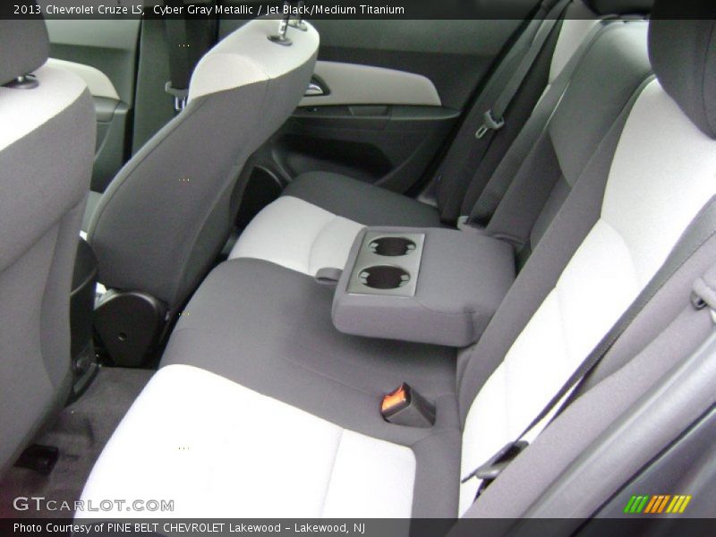 Cyber Gray Metallic / Jet Black/Medium Titanium 2013 Chevrolet Cruze LS