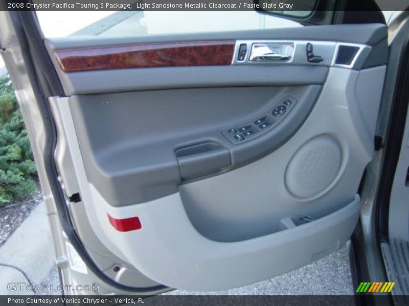 Light Sandstone Metallic Clearcoat / Pastel Slate Gray 2008 Chrysler Pacifica Touring S Package