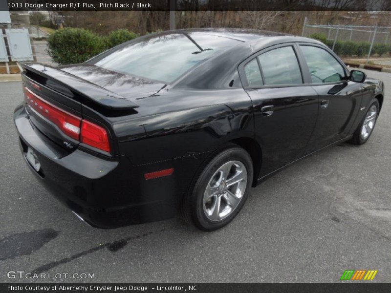 Pitch Black / Black 2013 Dodge Charger R/T Plus