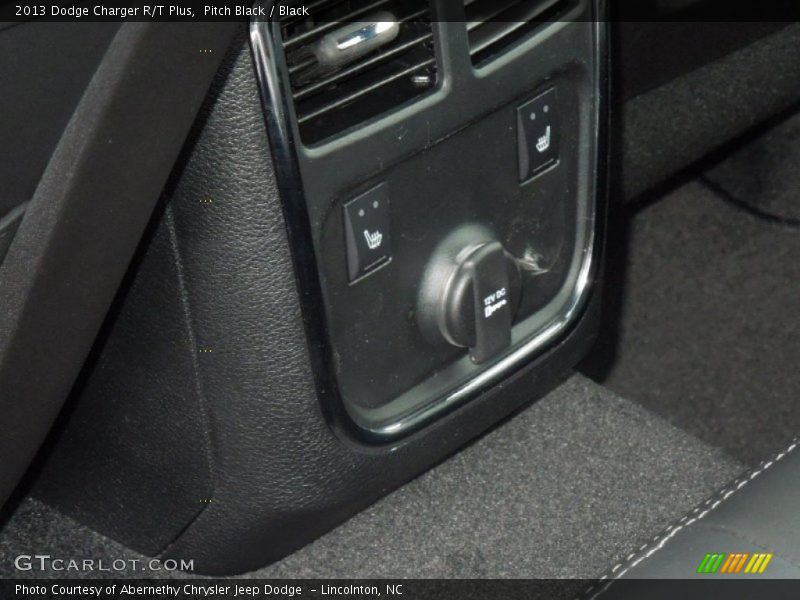 Pitch Black / Black 2013 Dodge Charger R/T Plus