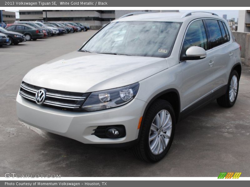 White Gold Metallic / Black 2013 Volkswagen Tiguan SE