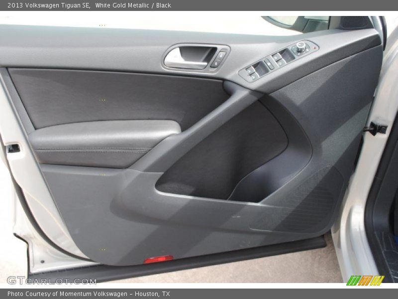 Door Panel of 2013 Tiguan SE