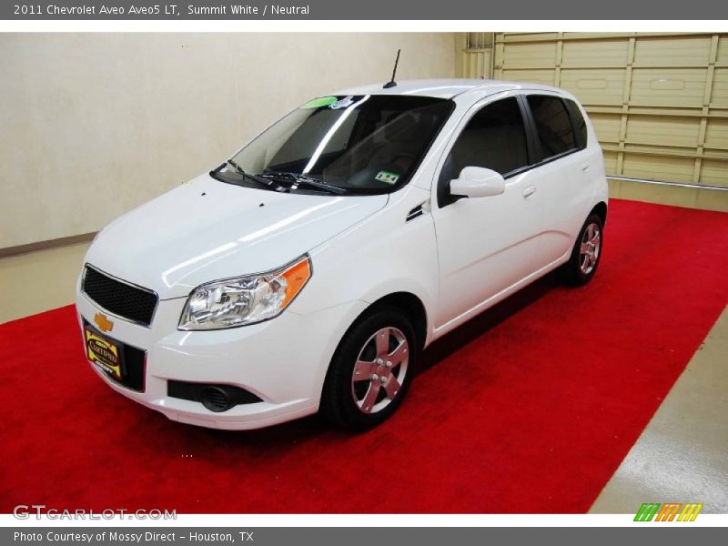 Summit White / Neutral 2011 Chevrolet Aveo Aveo5 LT