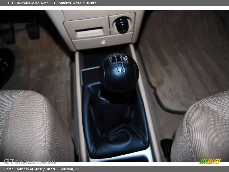 Summit White / Neutral 2011 Chevrolet Aveo Aveo5 LT