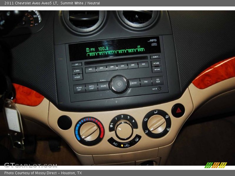 Summit White / Neutral 2011 Chevrolet Aveo Aveo5 LT