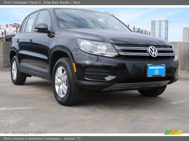 Deep Black Metallic / Black 2013 Volkswagen Tiguan S