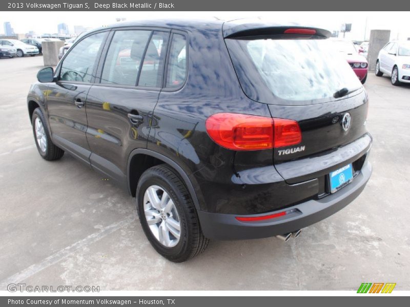 Deep Black Metallic / Black 2013 Volkswagen Tiguan S