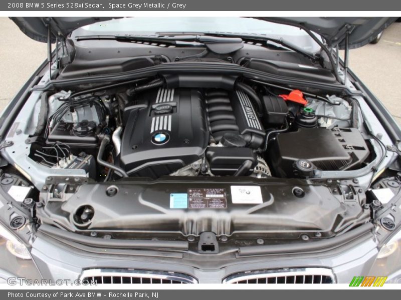  2008 5 Series 528xi Sedan Engine - 3.0L DOHC 24V VVT Inline 6 Cylinder