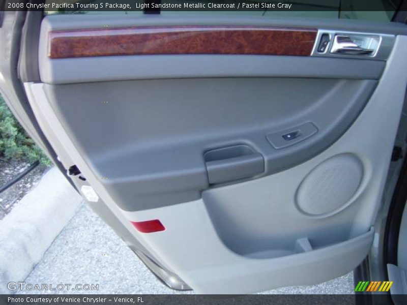 Light Sandstone Metallic Clearcoat / Pastel Slate Gray 2008 Chrysler Pacifica Touring S Package