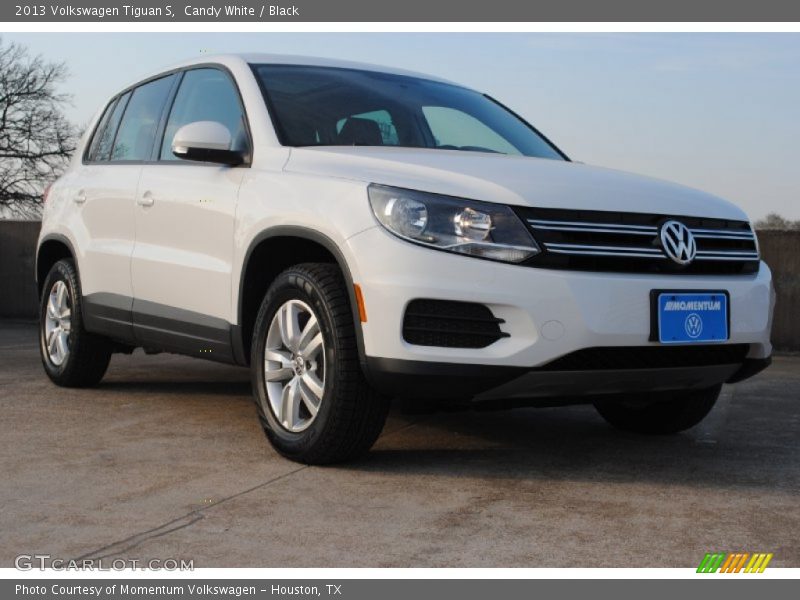 Candy White / Black 2013 Volkswagen Tiguan S