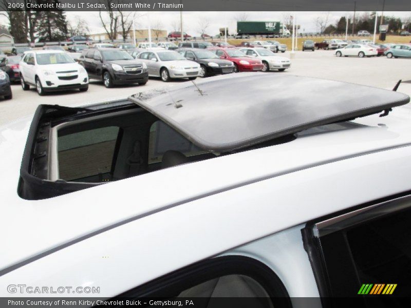 Summit White / Titanium 2009 Chevrolet Malibu LT Sedan