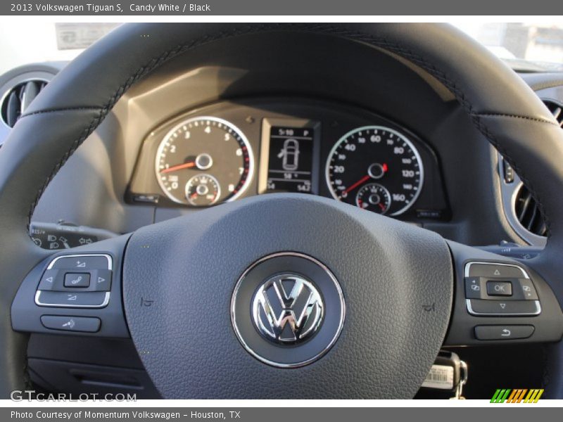 Candy White / Black 2013 Volkswagen Tiguan S