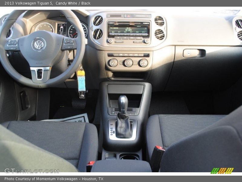 Candy White / Black 2013 Volkswagen Tiguan S