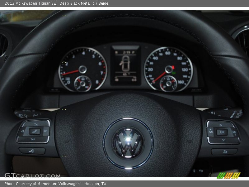 Deep Black Metallic / Beige 2013 Volkswagen Tiguan SE
