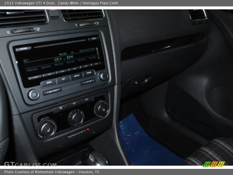 Candy White / Interlagos Plaid Cloth 2013 Volkswagen GTI 4 Door