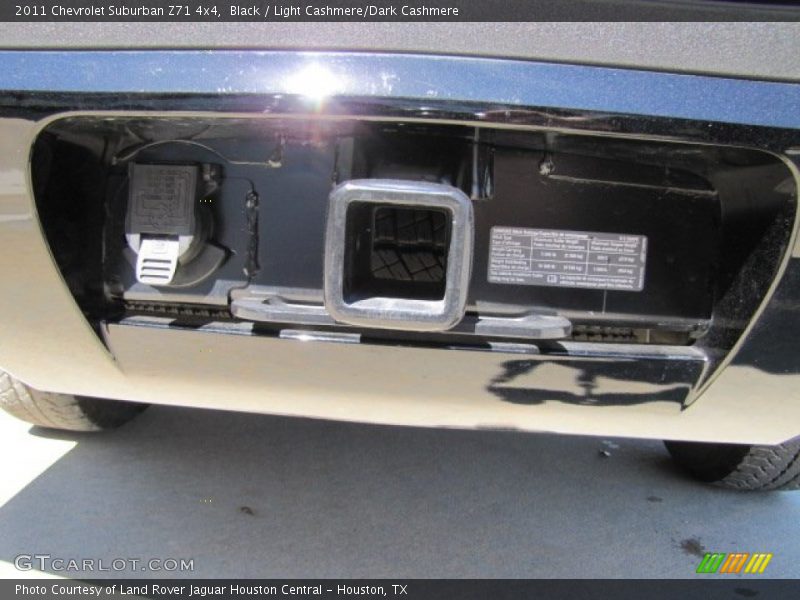 Black / Light Cashmere/Dark Cashmere 2011 Chevrolet Suburban Z71 4x4