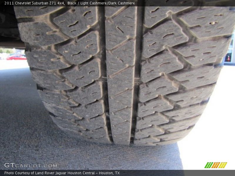 Black / Light Cashmere/Dark Cashmere 2011 Chevrolet Suburban Z71 4x4