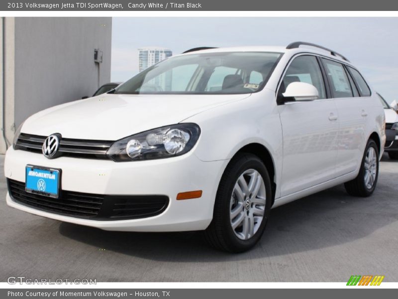 Candy White / Titan Black 2013 Volkswagen Jetta TDI SportWagen