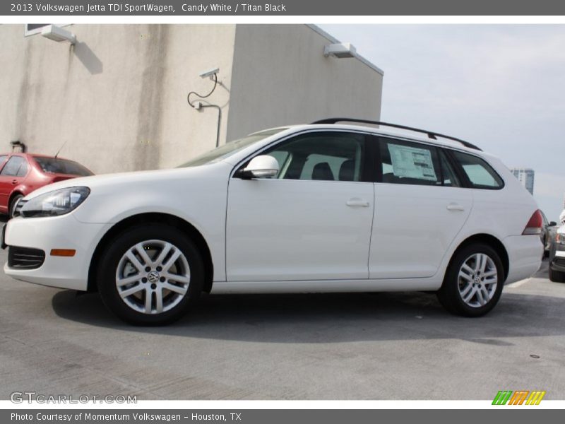 Candy White / Titan Black 2013 Volkswagen Jetta TDI SportWagen