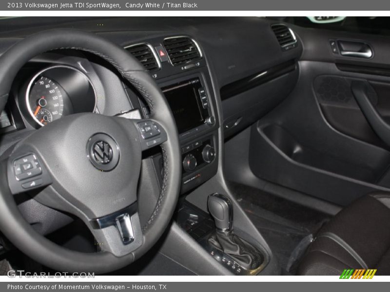 Candy White / Titan Black 2013 Volkswagen Jetta TDI SportWagen
