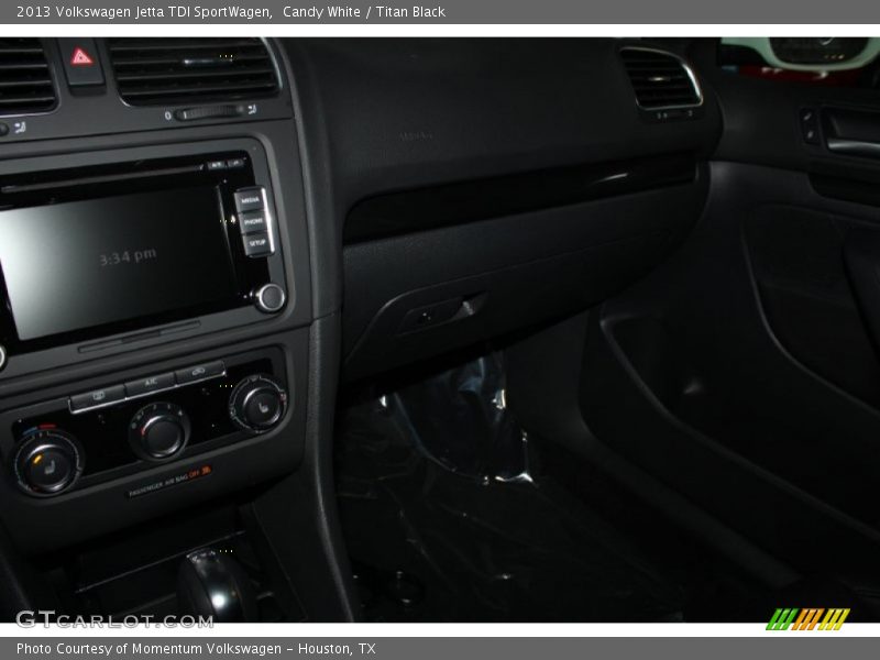 Candy White / Titan Black 2013 Volkswagen Jetta TDI SportWagen