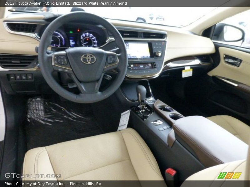 Blizzard White Pearl / Almond 2013 Toyota Avalon Hybrid Limited