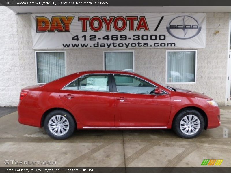 Barcelona Red Metallic / Ivory 2013 Toyota Camry Hybrid LE