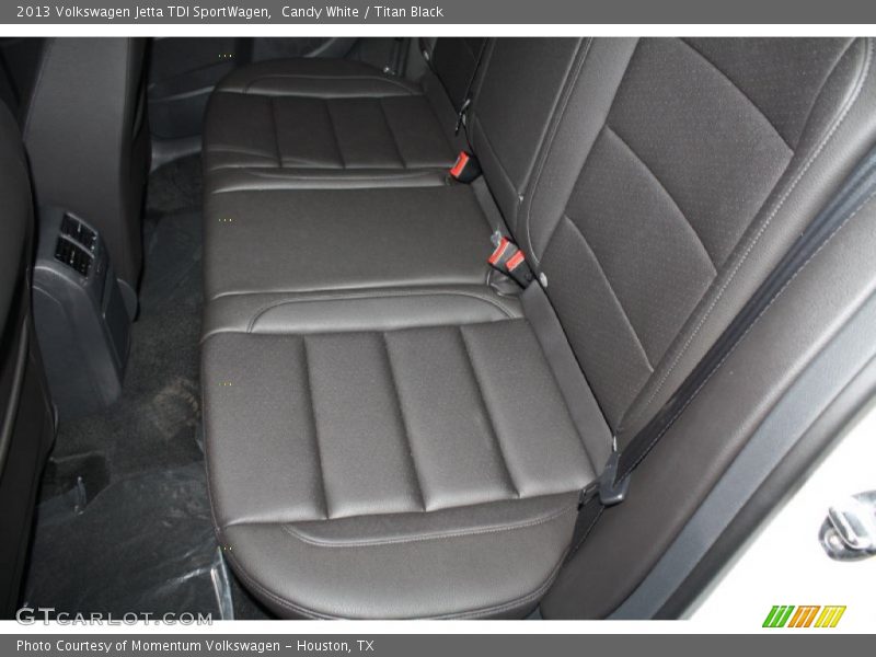 Candy White / Titan Black 2013 Volkswagen Jetta TDI SportWagen