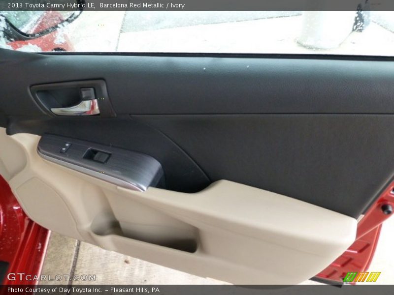 Barcelona Red Metallic / Ivory 2013 Toyota Camry Hybrid LE