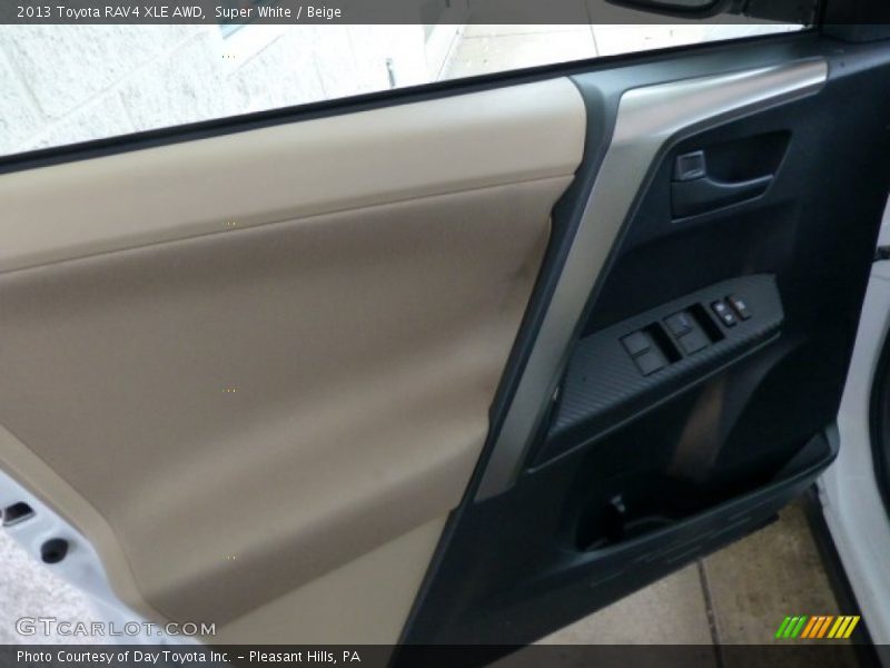 Super White / Beige 2013 Toyota RAV4 XLE AWD