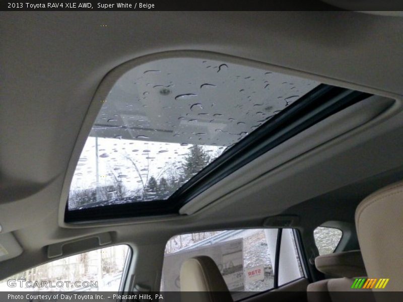 Super White / Beige 2013 Toyota RAV4 XLE AWD