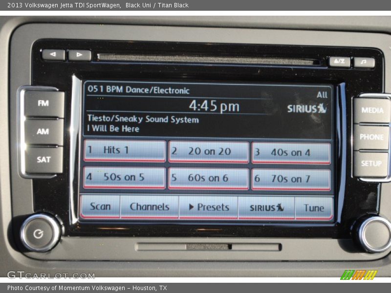 Controls of 2013 Jetta TDI SportWagen