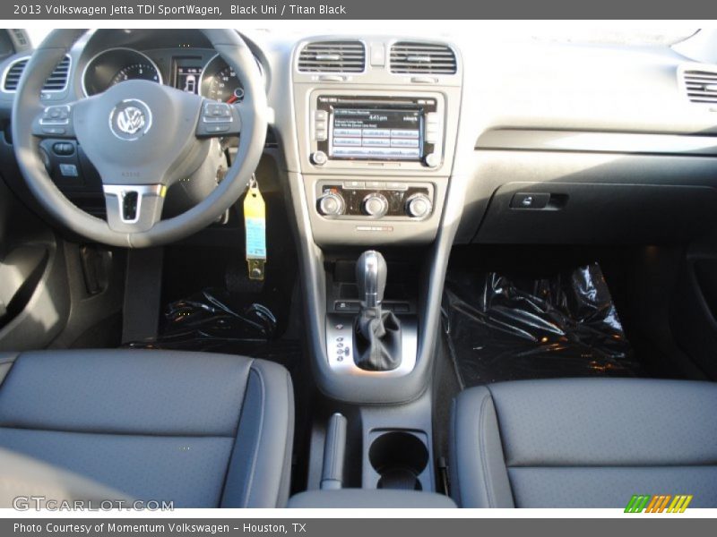 Black Uni / Titan Black 2013 Volkswagen Jetta TDI SportWagen