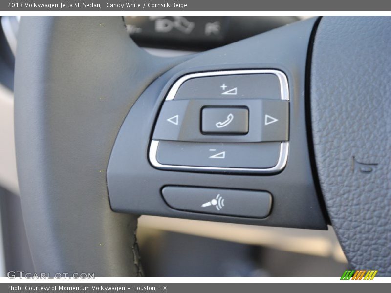 Candy White / Cornsilk Beige 2013 Volkswagen Jetta SE Sedan