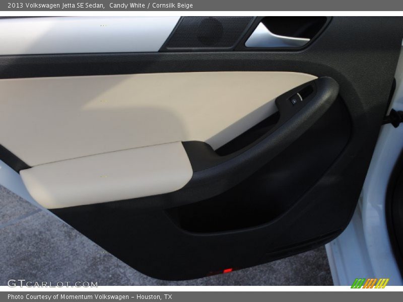 Candy White / Cornsilk Beige 2013 Volkswagen Jetta SE Sedan