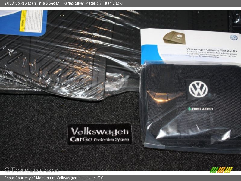 Reflex Silver Metallic / Titan Black 2013 Volkswagen Jetta S Sedan