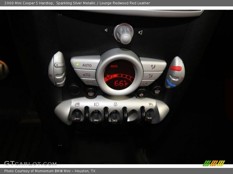 Controls of 2009 Cooper S Hardtop