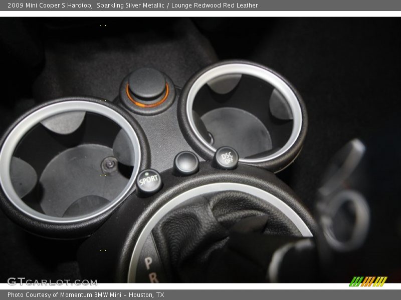 Controls of 2009 Cooper S Hardtop