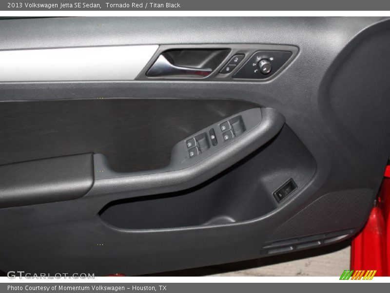Tornado Red / Titan Black 2013 Volkswagen Jetta SE Sedan