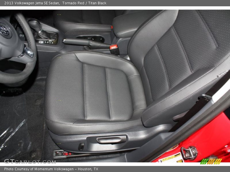 Tornado Red / Titan Black 2013 Volkswagen Jetta SE Sedan