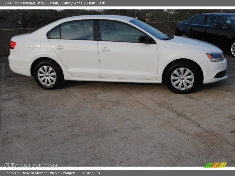 Candy White / Titan Black 2013 Volkswagen Jetta S Sedan