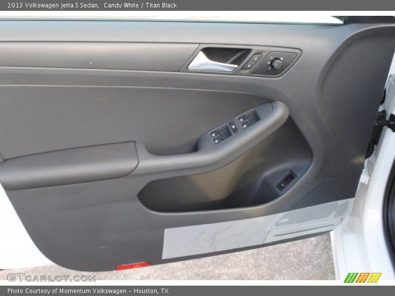 Candy White / Titan Black 2013 Volkswagen Jetta S Sedan