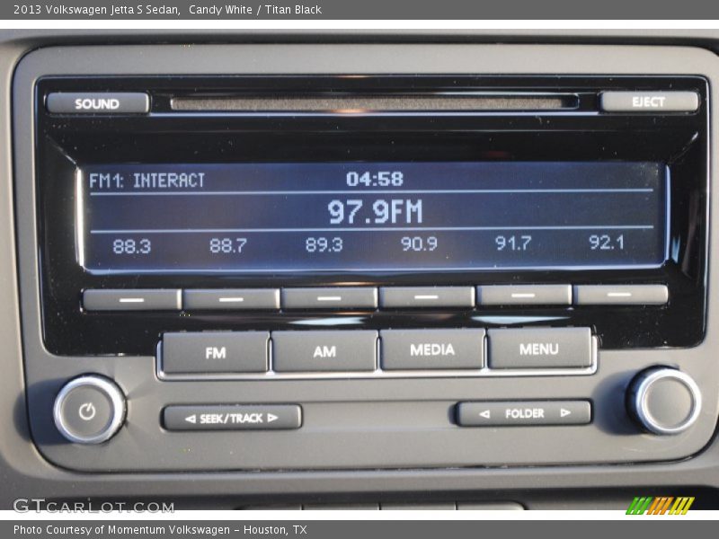 Candy White / Titan Black 2013 Volkswagen Jetta S Sedan