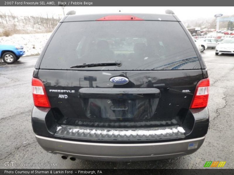 Black / Pebble Beige 2007 Ford Freestyle SEL AWD