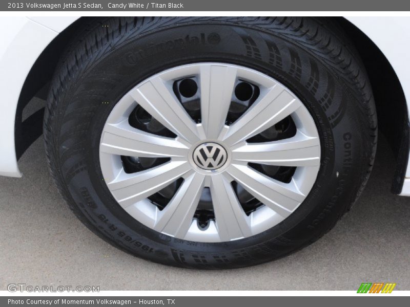 Candy White / Titan Black 2013 Volkswagen Jetta S Sedan