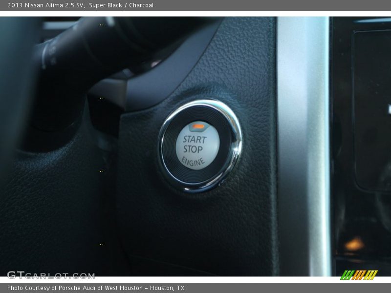 Super Black / Charcoal 2013 Nissan Altima 2.5 SV