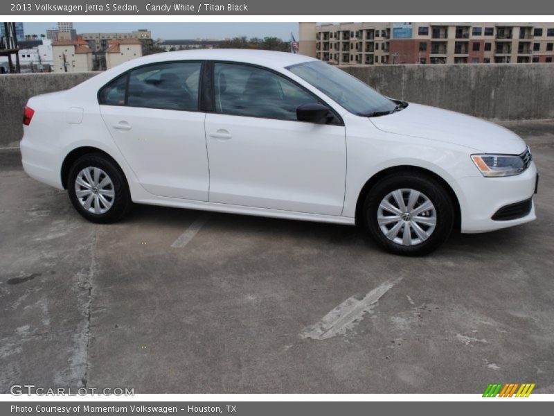 Candy White / Titan Black 2013 Volkswagen Jetta S Sedan