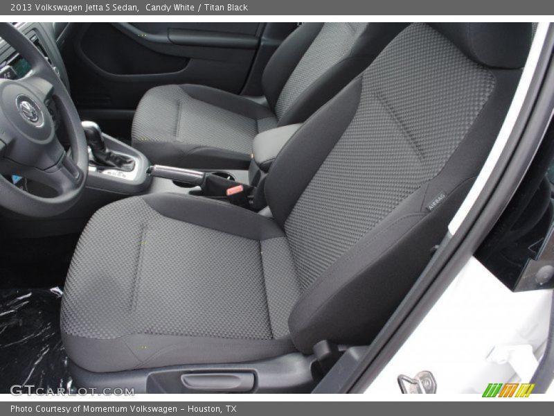 Candy White / Titan Black 2013 Volkswagen Jetta S Sedan