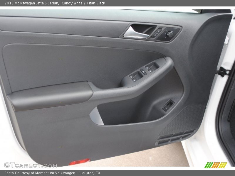 Candy White / Titan Black 2013 Volkswagen Jetta S Sedan